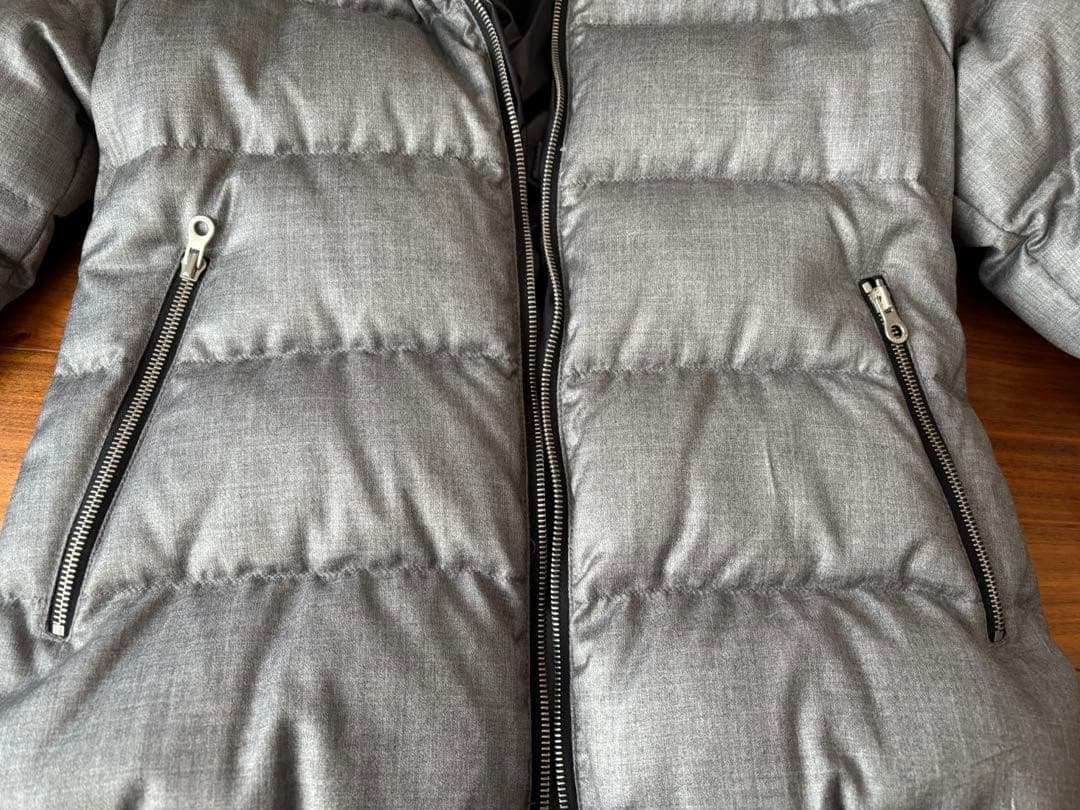 DUVETICA ウール　フード付きダウンジャケット　size40