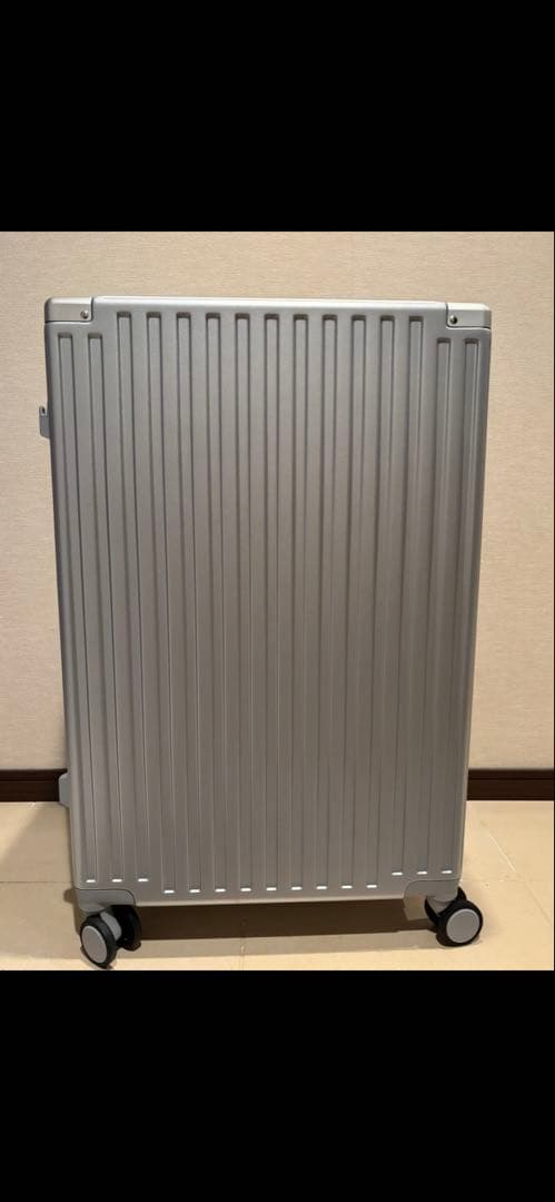 【まなぶん】新品 未使用 スーツケース アルミフレーム 92L シルバー