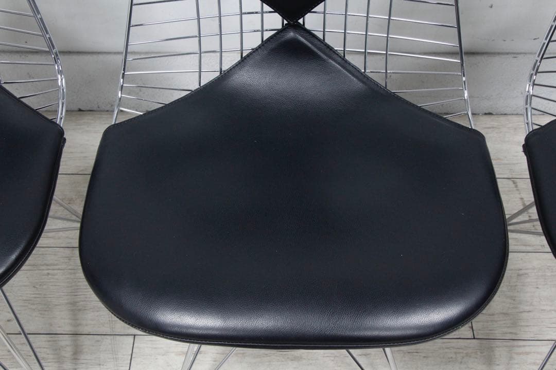 【美品】 HermanMiller Eames Wire Chairs