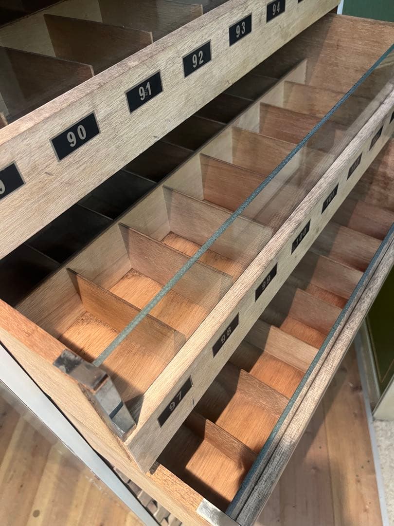 ミシン糸ケース 収納棚 昭和レトロ 特大 インテリア アンティーク 当時物