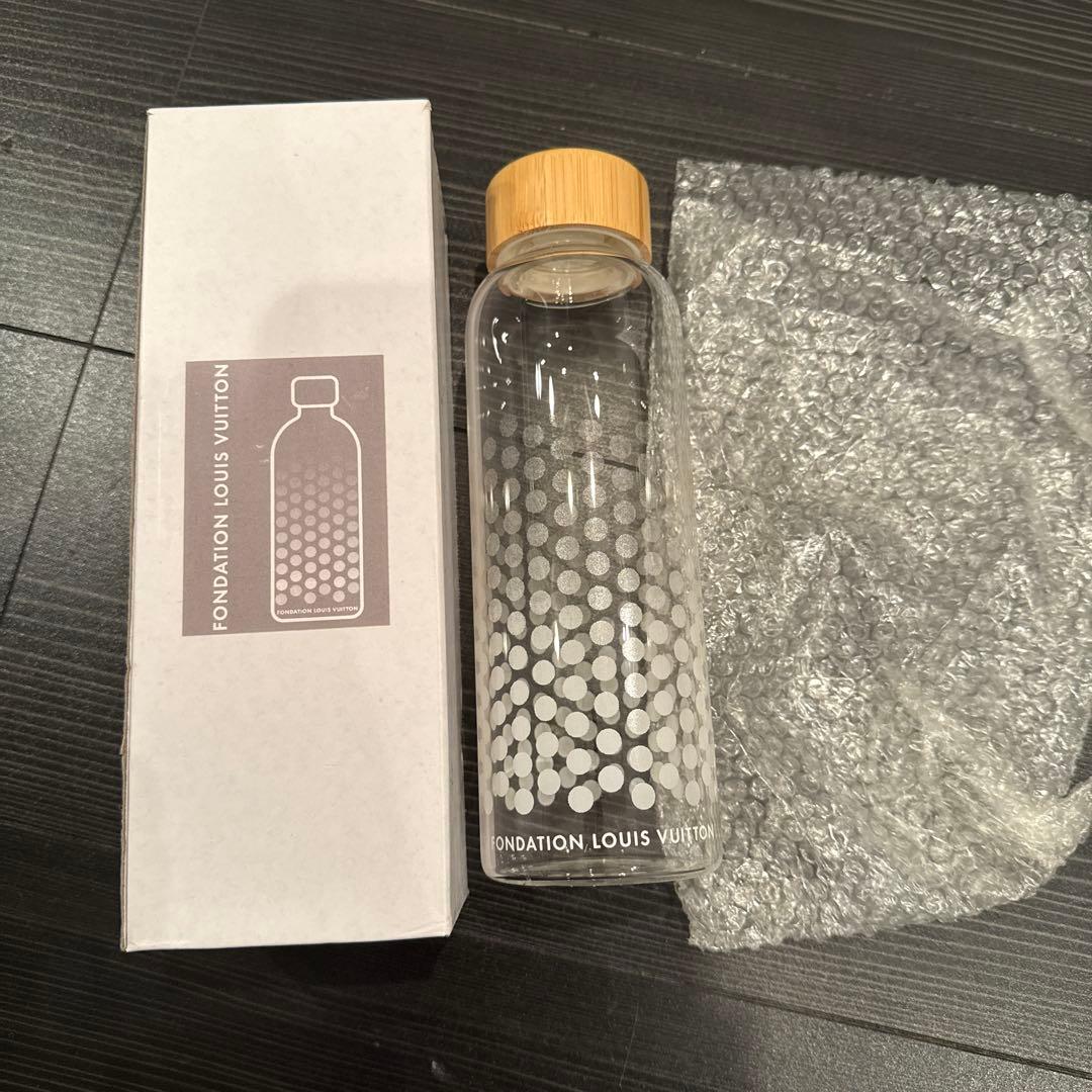【希少】フランス限定！Fondation Louis Vuitton 水筒