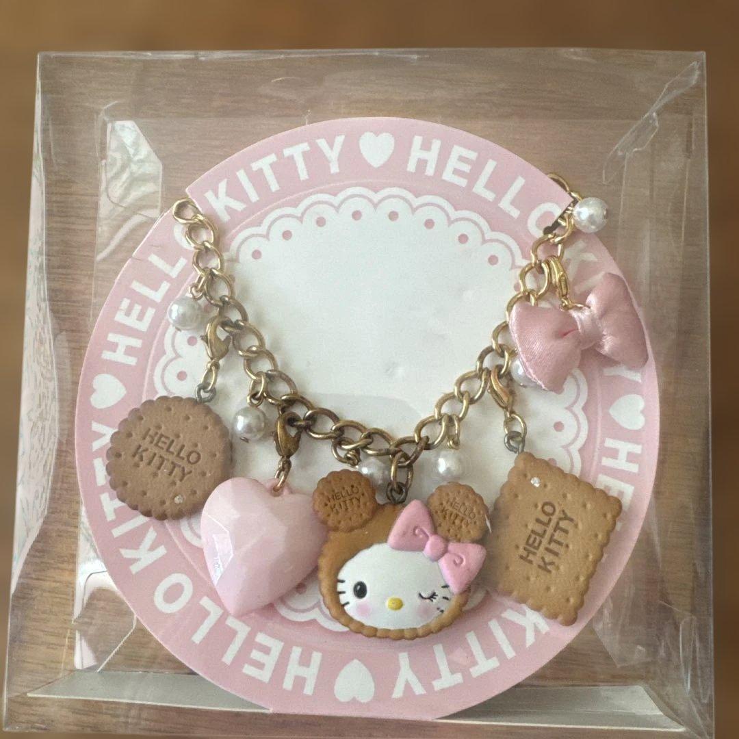 ハローキティ ブレスレット　チャーム付き