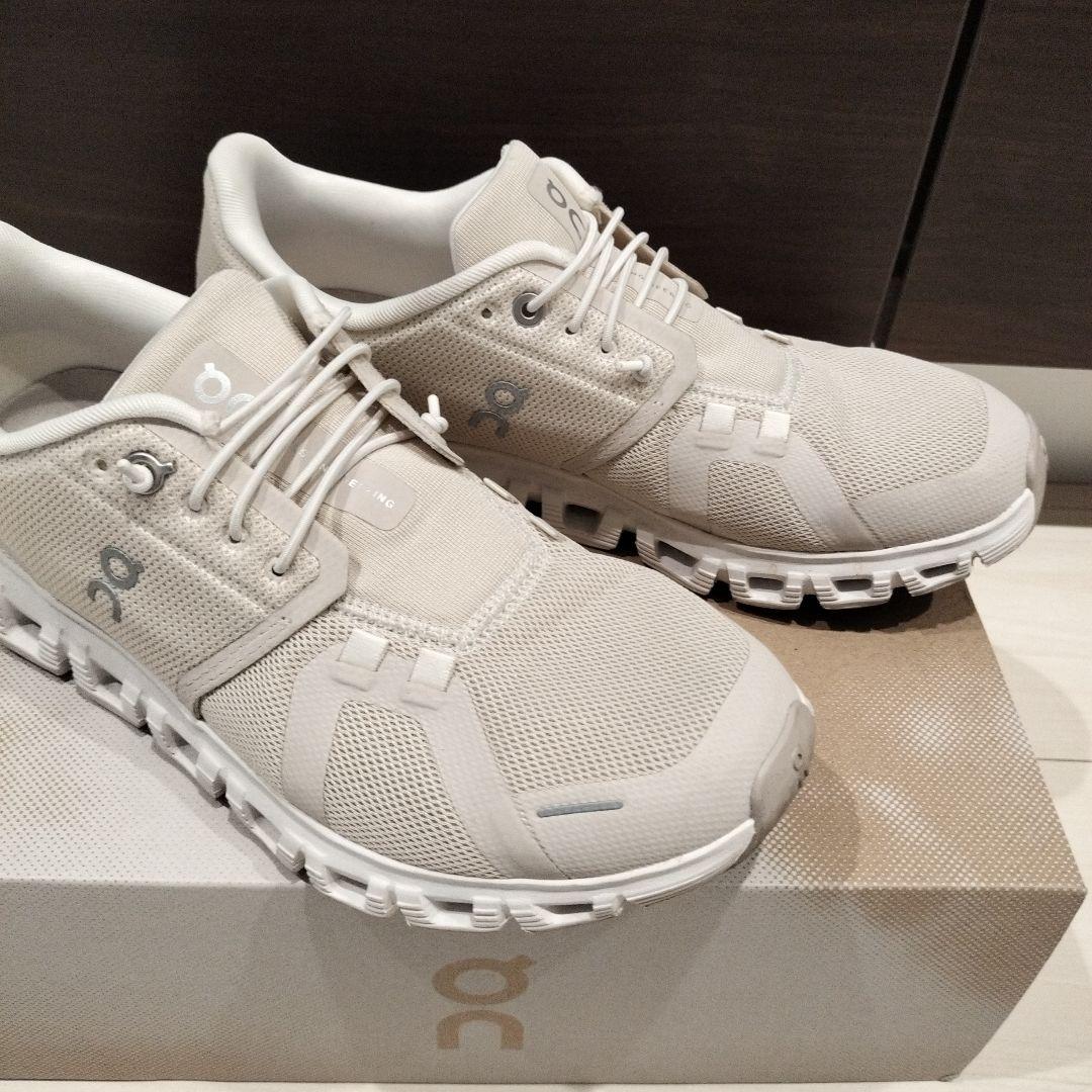 【美品】Onスニーカー cloud6 Pearl/White 25cm