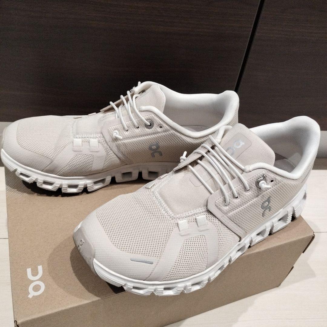 【美品】Onスニーカー cloud6 Pearl/White 25cm