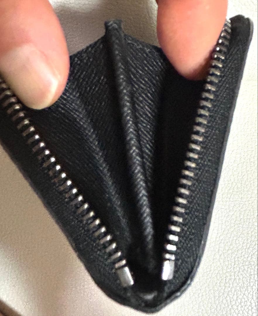 天*吏様 ルイヴィトン モノグラムエクリプス ジッピーパース ヴェルティカ