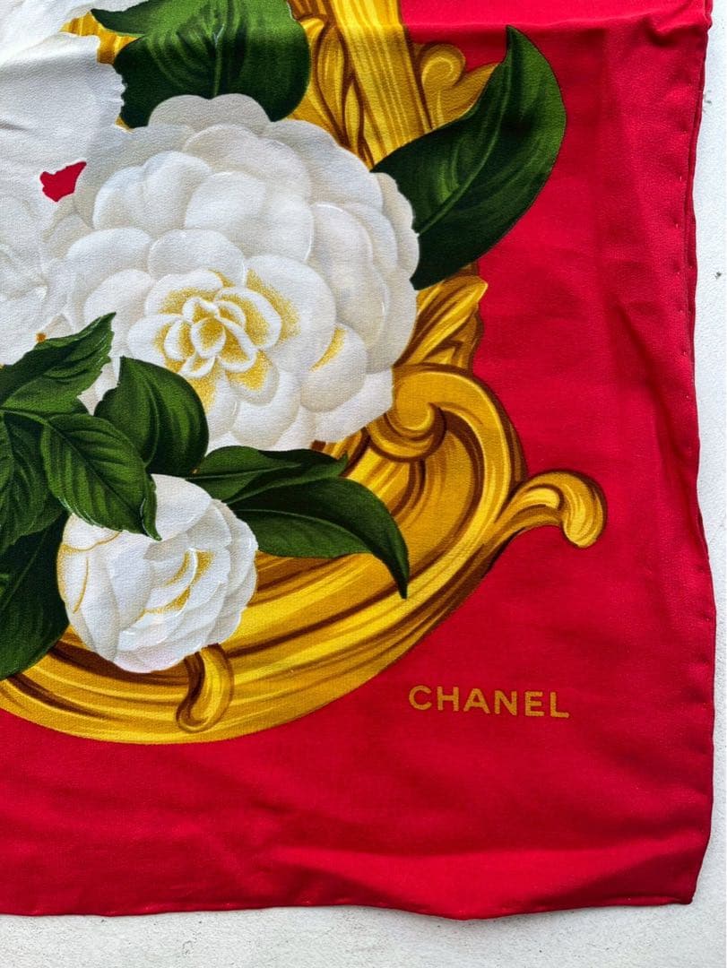 【新品未使用】CHANEL シャネル カメリア モチーフ　シルク　スカーフ