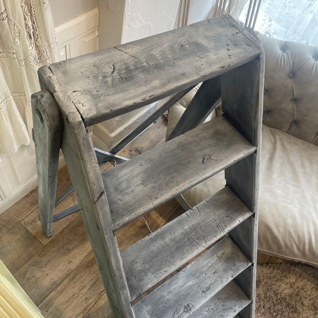 アンティークラダー