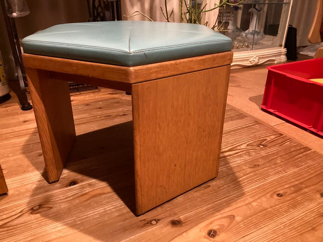 天童木工　六角形スツール 座面レザー　2脚①