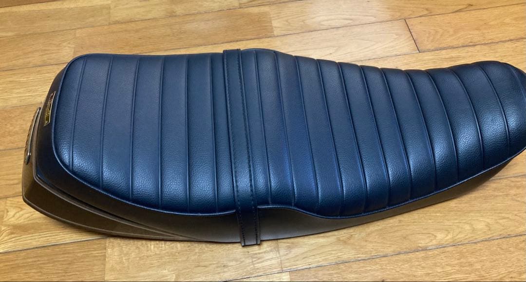 SR400キャブ車用　K &Hシート