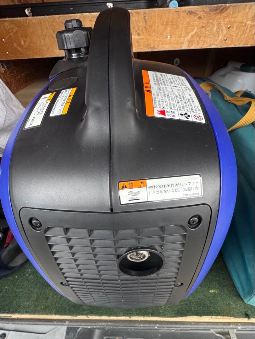 新品　試運転のみ　YAMAHAヤマハ インバーター発電機EF1600iS 送料込