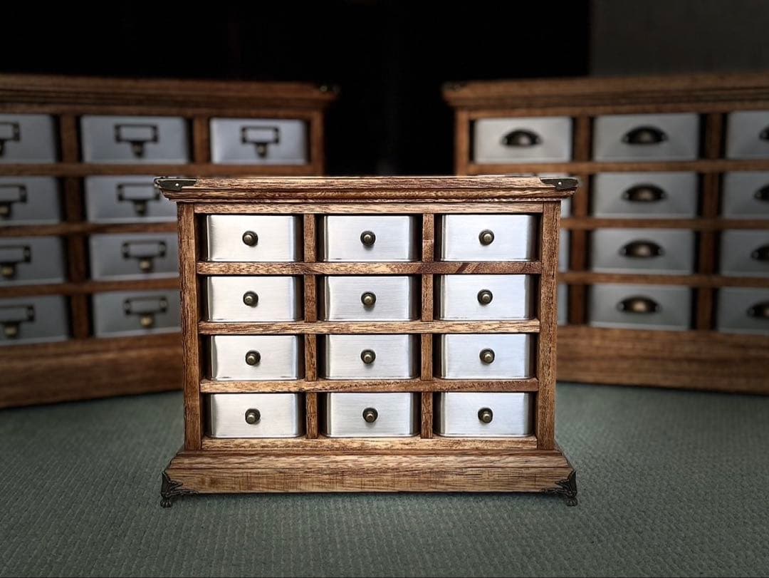 ヴィンテージ　アンティーク調　ハンドメイド　キャビネット　ジュエリーBOX