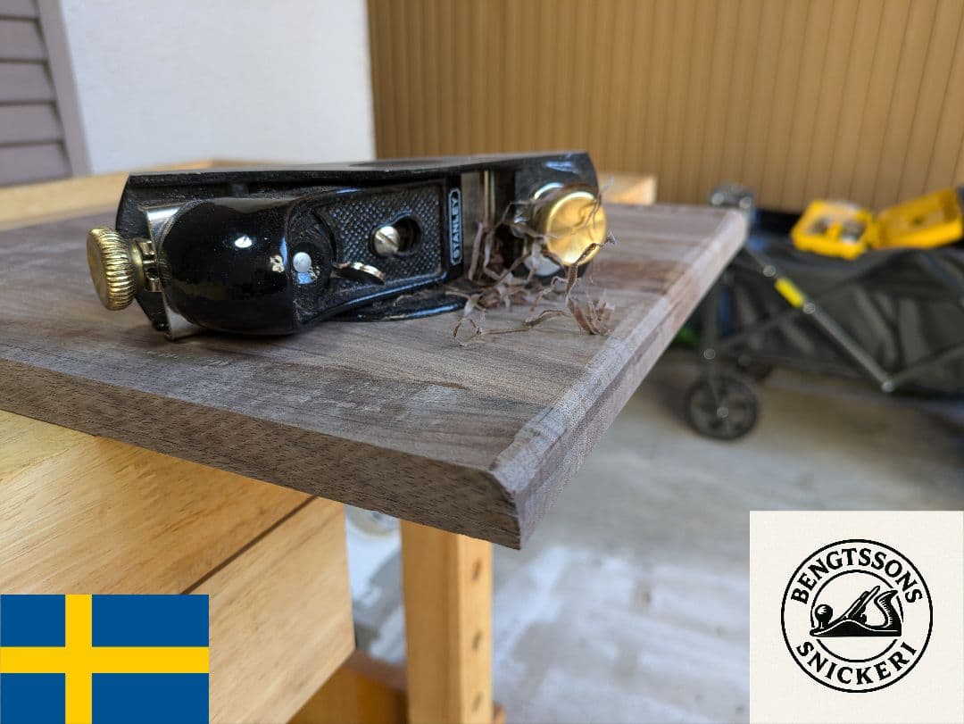 ウォールナット無垢材 サイドテーブル（伝統工法・手作り）