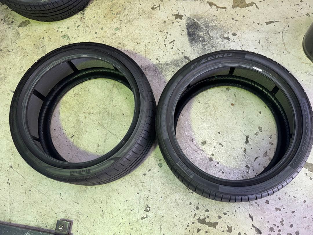 ピレリP-ZERO 305/30 ZR20 タイヤ 2本セット