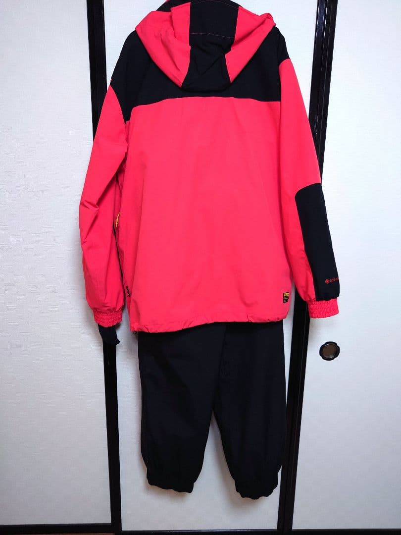 【美品】VOLCOM ArthurLongo GORE-TEX ジャケット