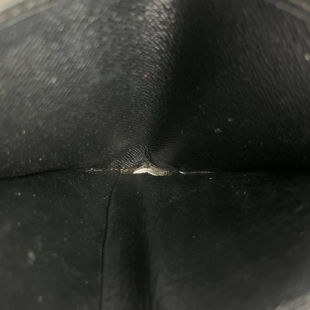 ルイヴィトン　二つ折り財布　お札入れ　ポルトビエ6 カルトクレディ　エピ　ロゴ