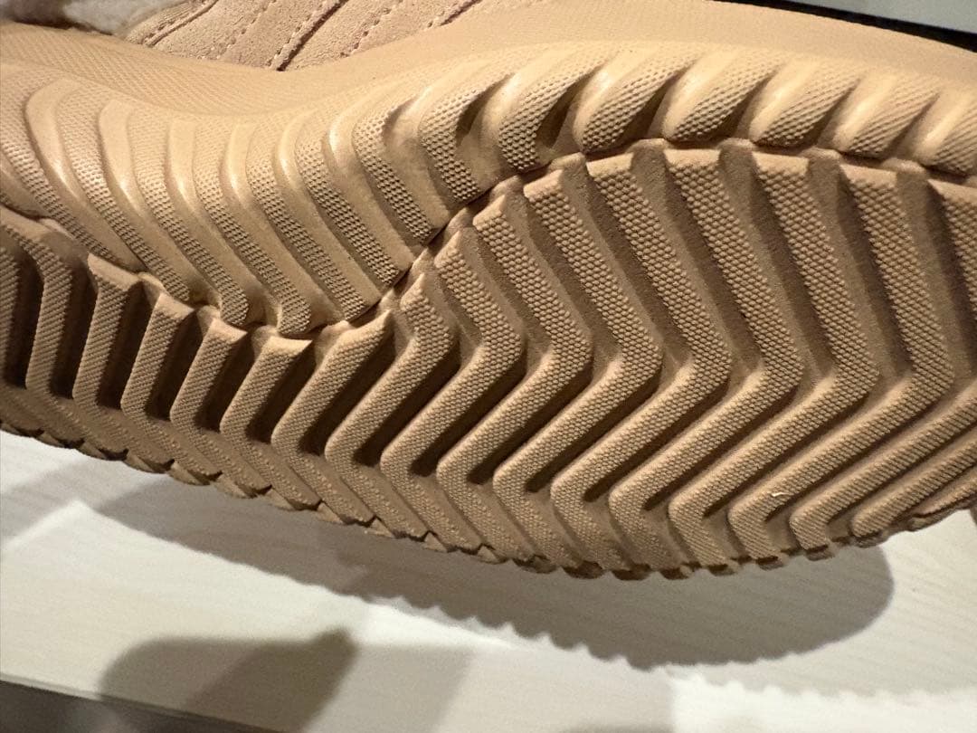 ■最終値下げ■adidasモコモコスリッポンスニーカー