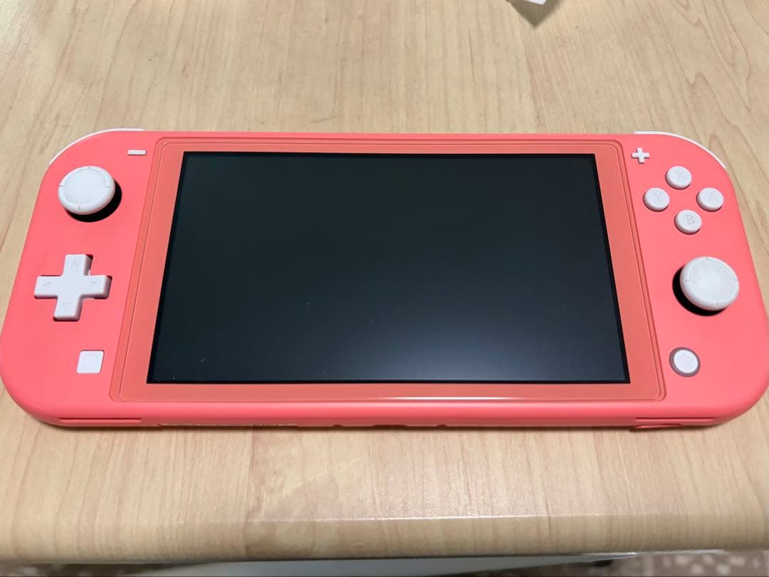 [choux]Nintendo Switch Lite コーラル 中古