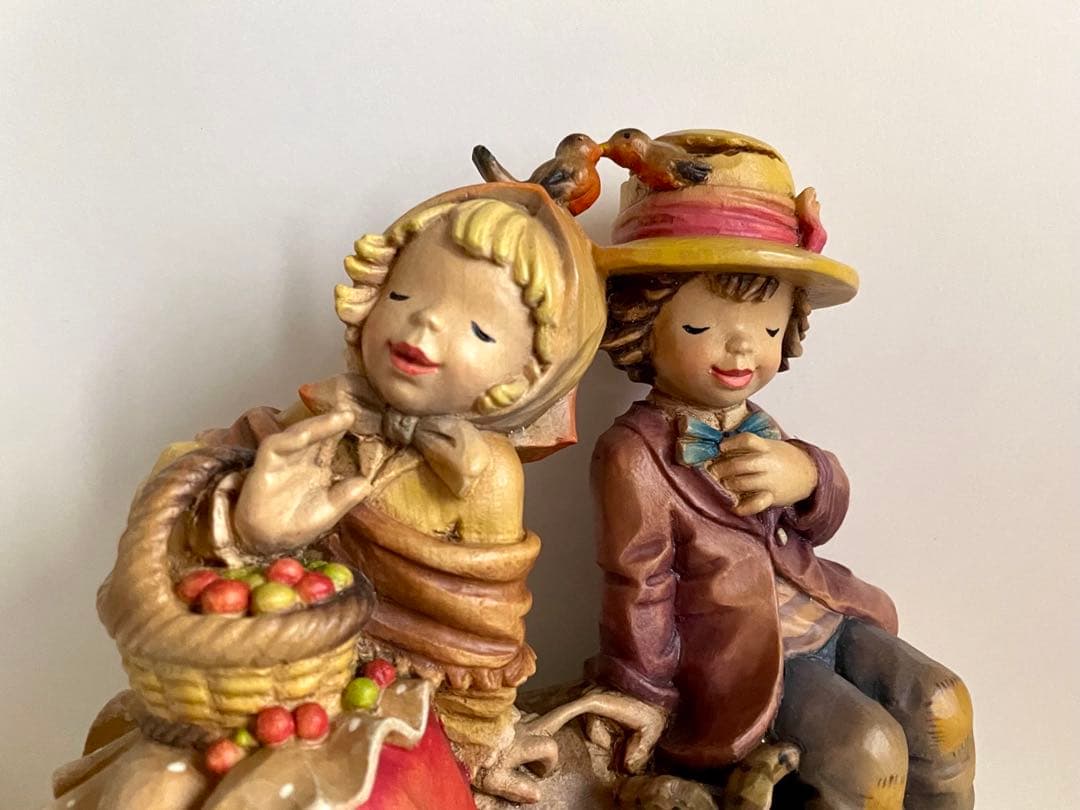 アンリ人形　ANRI ◆希少◆ 17㎝　　　　【A Tender Touch】