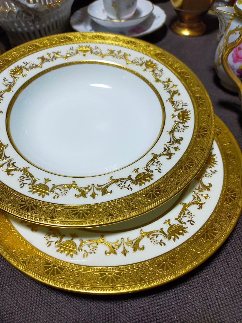 <迎賓館>２枚セット　ミントンコラモア　盛金ボウル&プレートセット