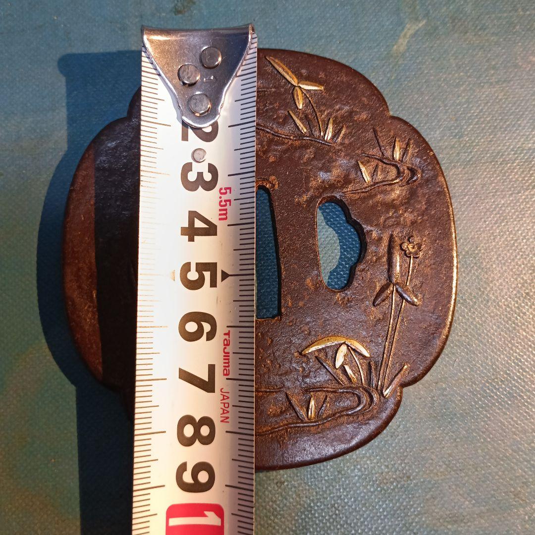 鉄製 鍔 竹・笹の金象嵌