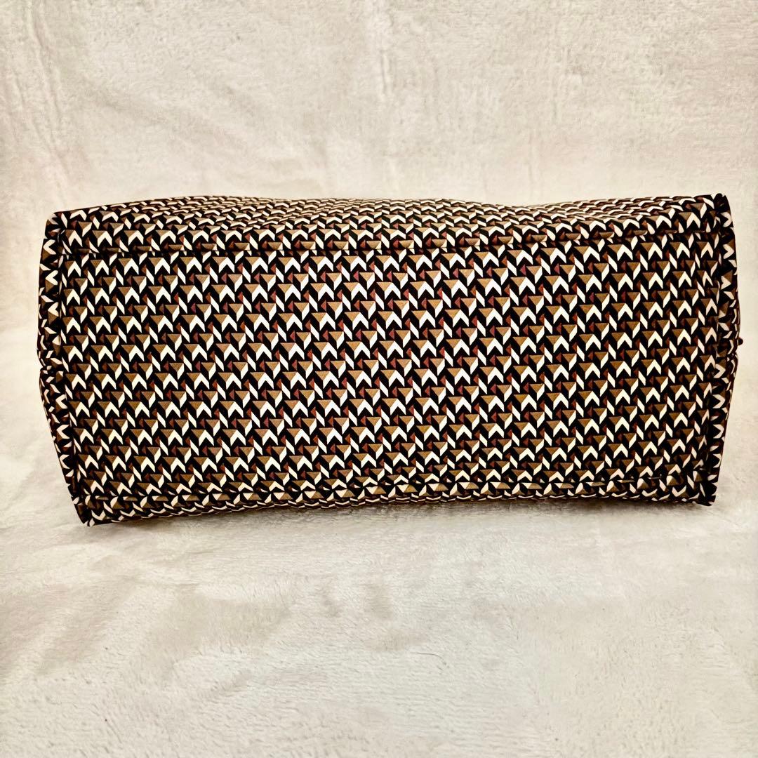 極美品✨️ロベルタピエリ トートバッグ タタミ 赤 収納◎ A4可