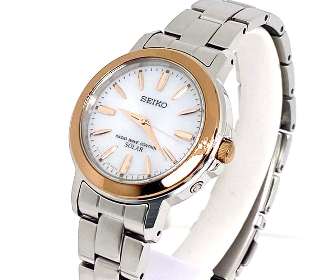 SEIKO☆セイコー☆電波ソーラー☆軽量☆コンビカラー☆レディス☆腕時計
