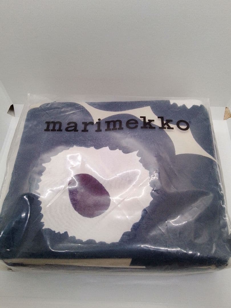 マリメッコ　ウニッコ　枕布団カバーセット　クイーンサイズ