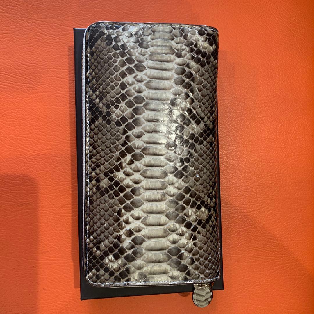 本物のパイソンレザー 長財布