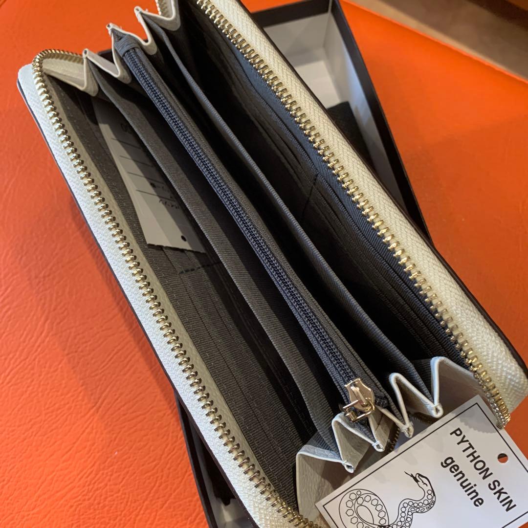 本物のパイソンレザー 長財布