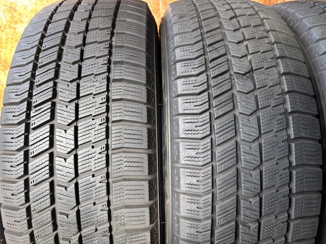 S-619【2022年製造】グッドイヤー ICENAVI8！215/65R16！