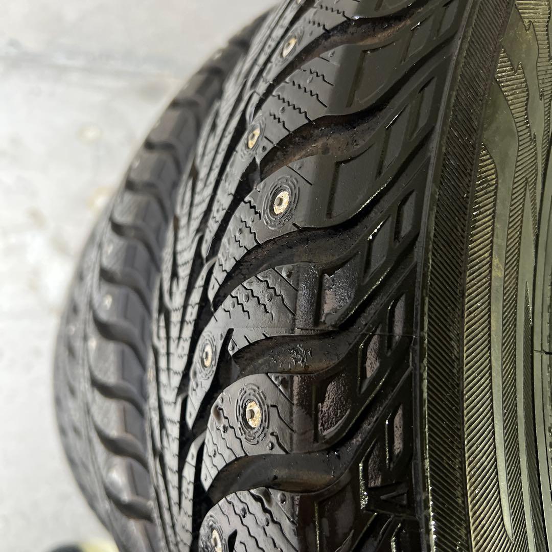 ヨコハマ スパイクタイヤ 205/60R16 4本