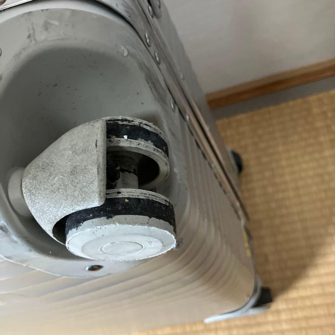 週末限定セール　Rimowa ルフトハンザ　トパーズ　キャリーケース プルタブ