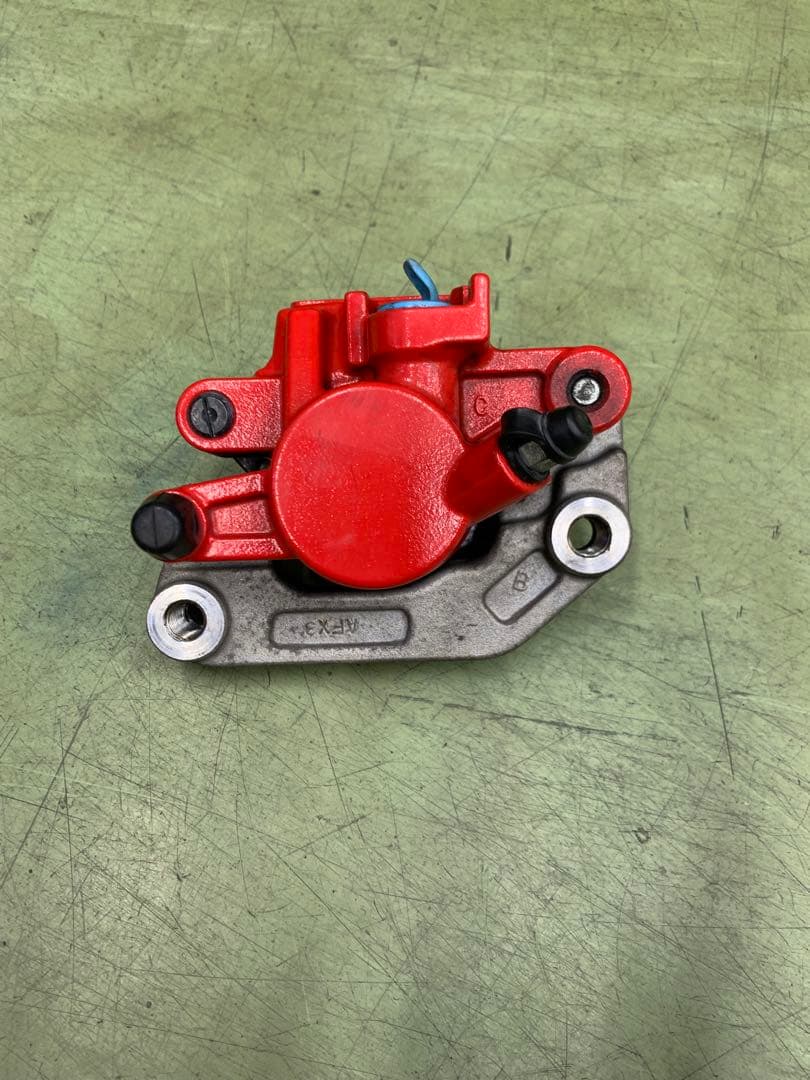 マジェスティS 純正ブレーキキャリパー　前後　sg52j 美品☆ おまけ付き☆