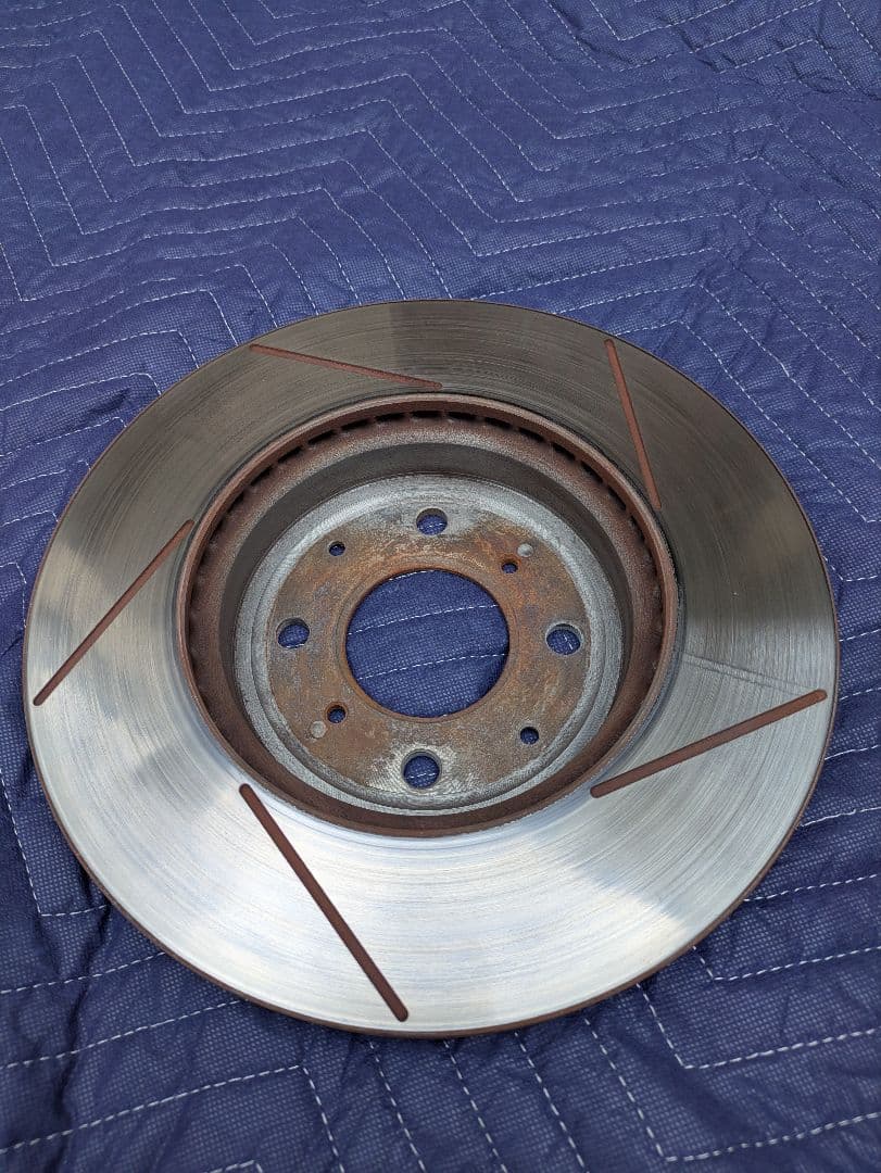 無限 フィット3 ブレーキローター 5本スリット