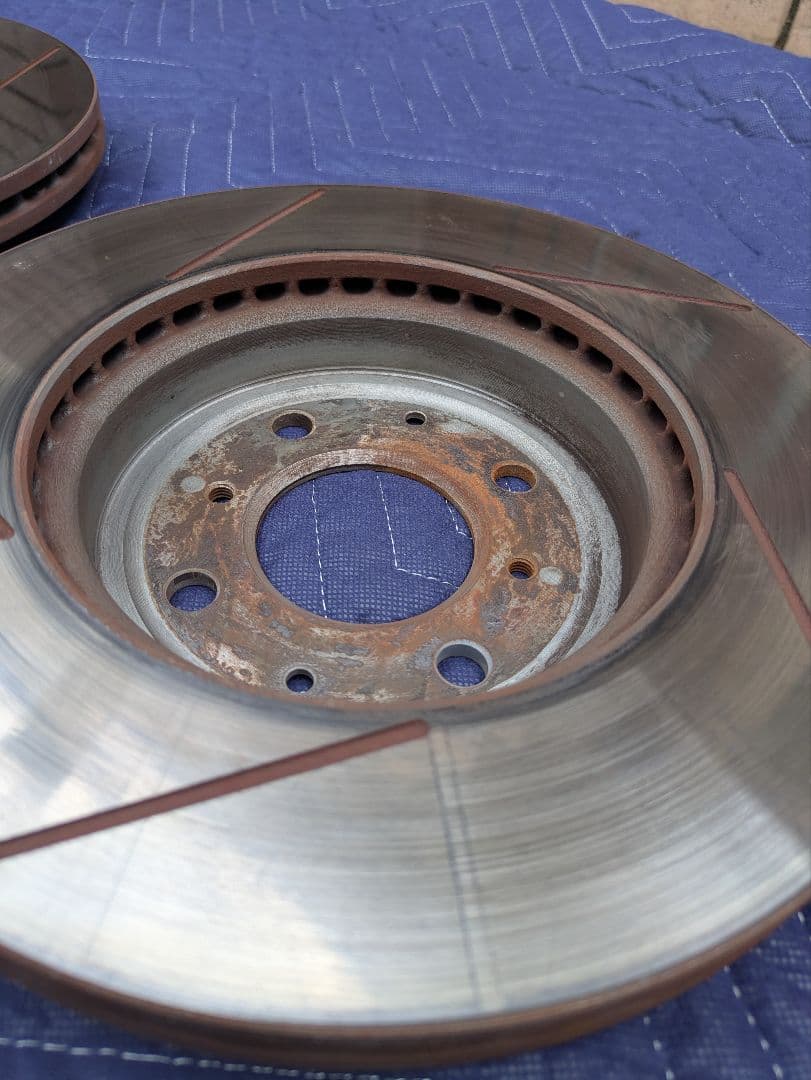 無限 フィット3 ブレーキローター 5本スリット