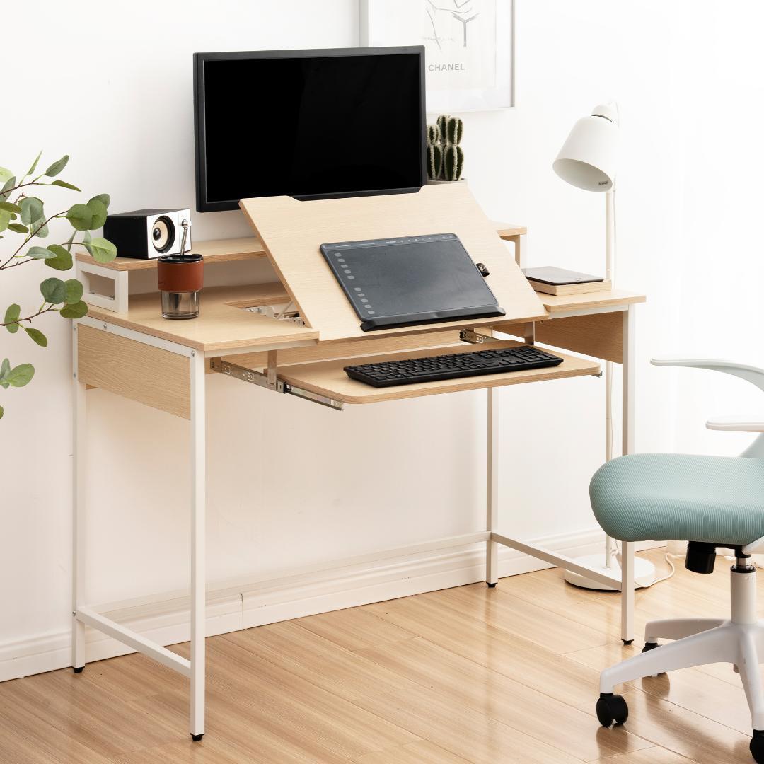 パソコンデスクハイタイプとロータイプに切り替え可能 いくつのPC設備同時使用可能