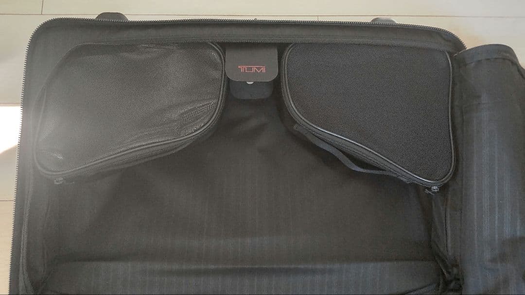 TUMIブラック ナイロン キャリーケース2～3泊