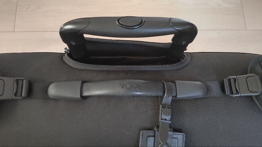TUMIブラック ナイロン キャリーケース2～3泊