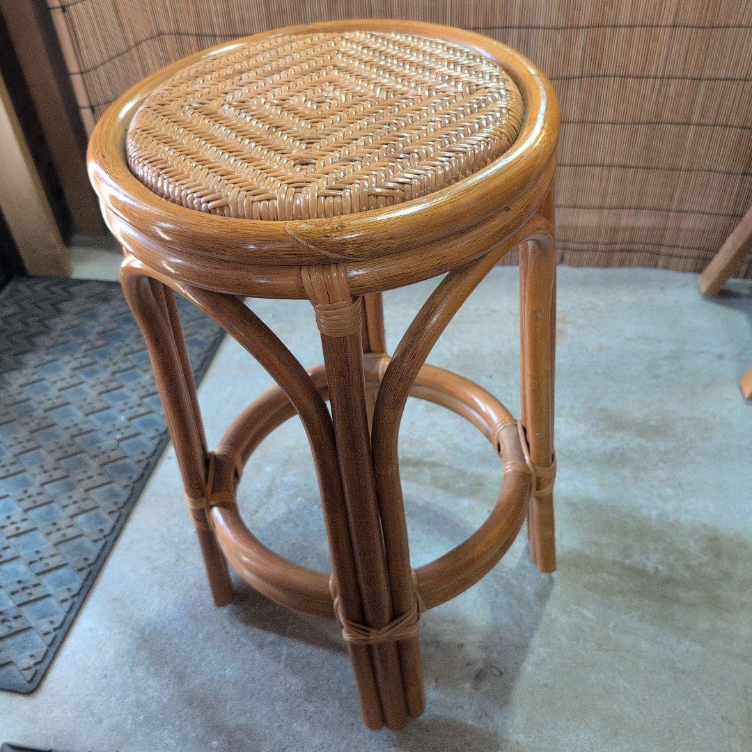 ラタン製円形スツール
