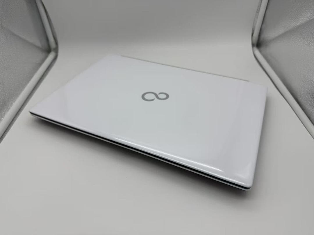 超美品 富士通 AH42F 8GB SSD256GB Office2021