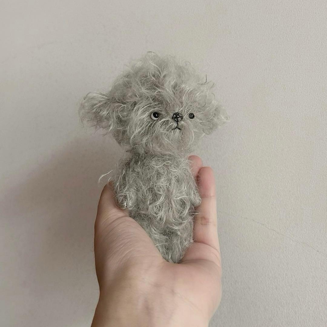 灰色のモコモコちゃん 犬 アーティストベア 海外作家様 ハンドメイド テディベア