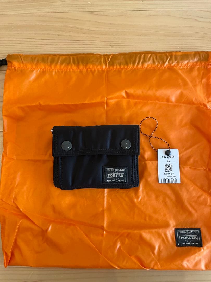 PORTER タンカー　三つ折り　ウォレット　BLACK