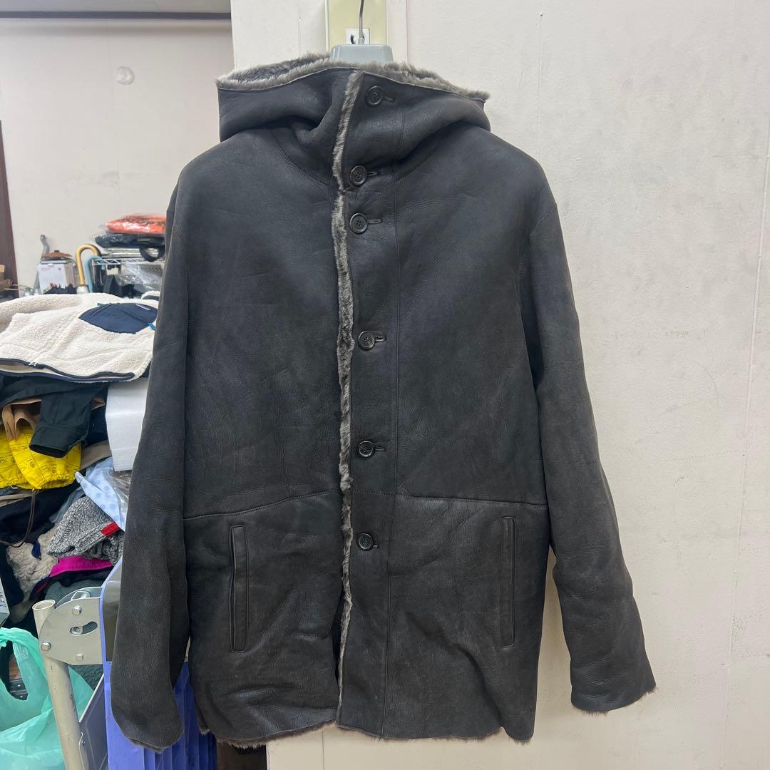 J*1様 超高級世界数枚生産丸の内店購入PRADAムートンハーフコート46サイズ