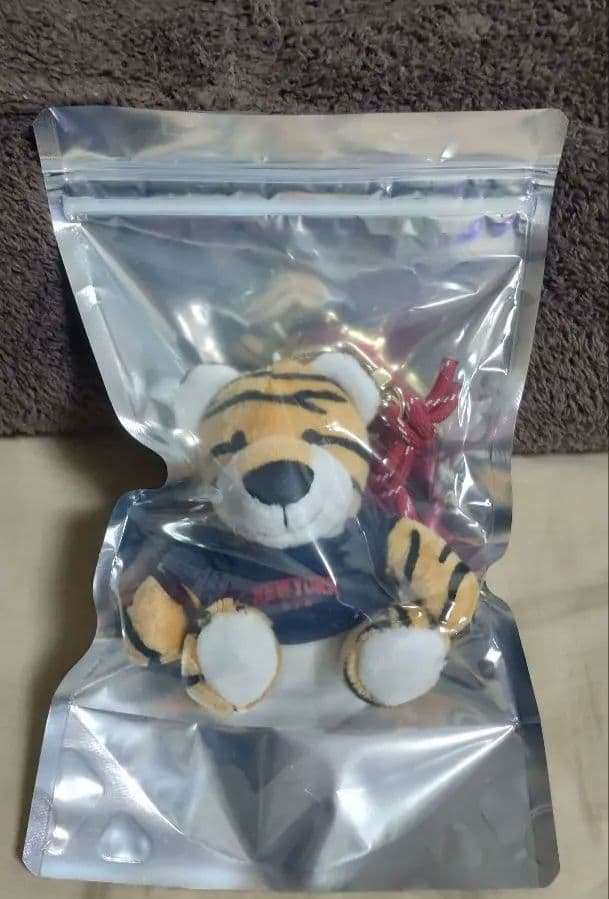 新品未使用，Deuxieme ClasseBTN Tiger Key Chain