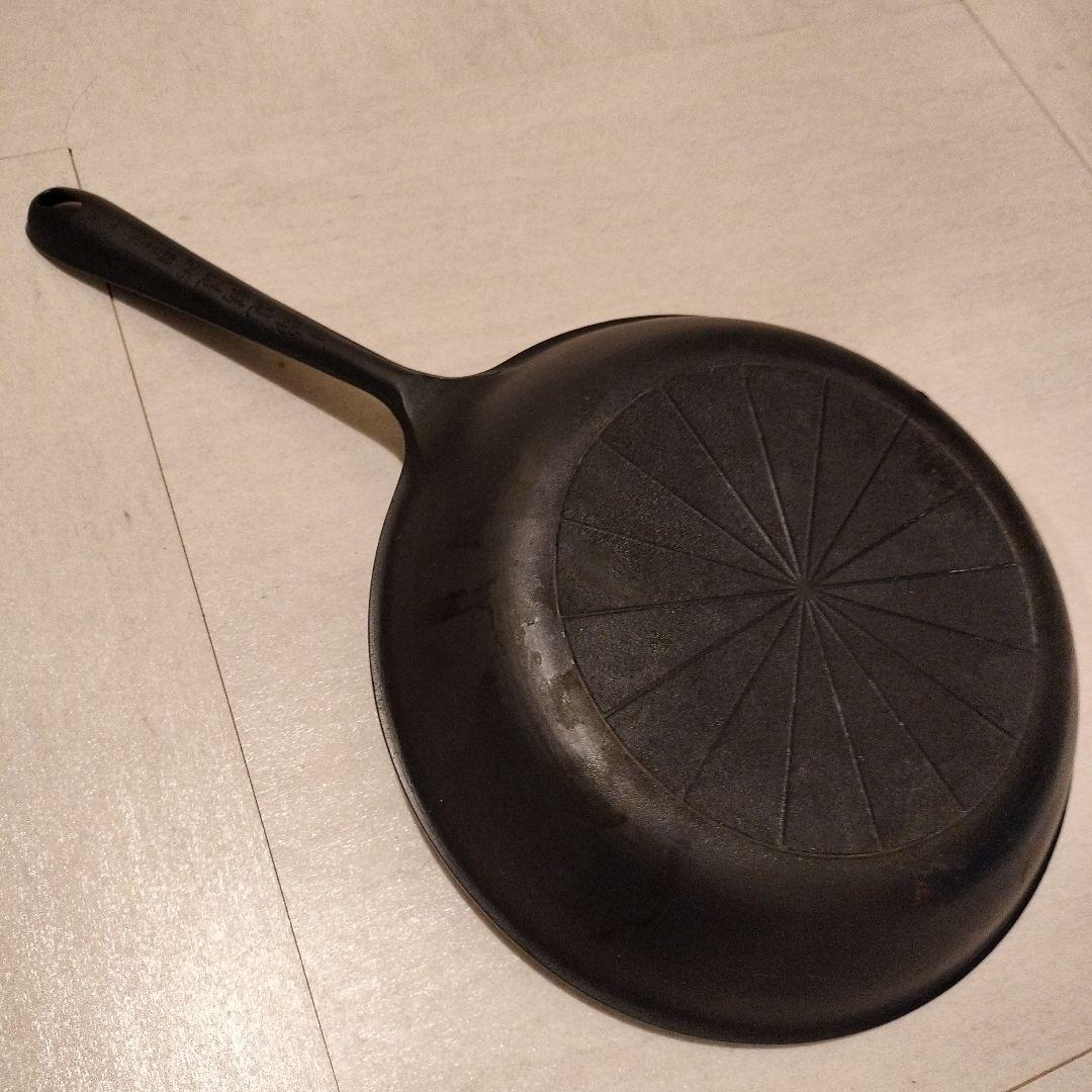 魔法のフライパン 26cm 錦見鋳造