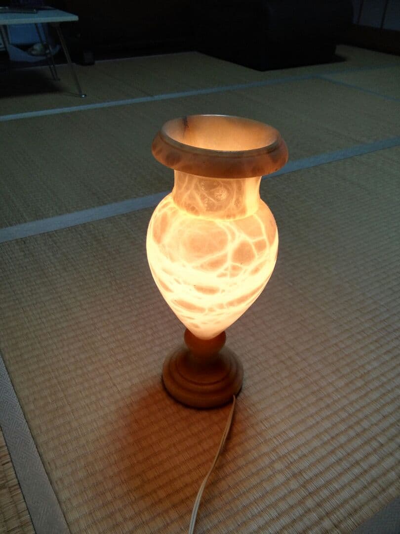 最終価格希少価値天然大理石のみの素材で作られた電気スタンド