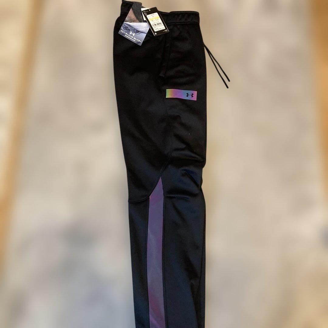 アンダーアーマー　ウィンターニット3レイヤー