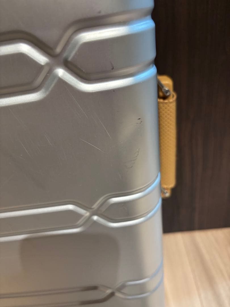 【muta marine】 60L スーツケース