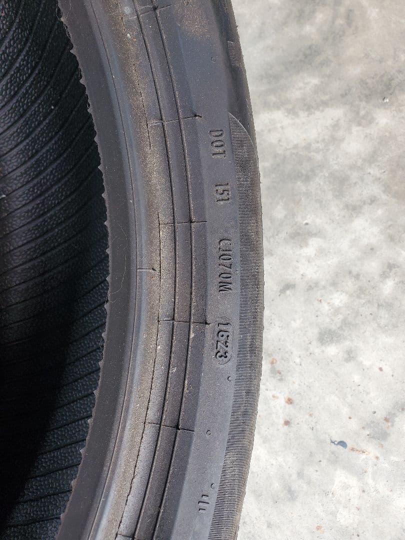 送料込み　2023年製造　バリ山　ピレリ　225/45r17 2本セット