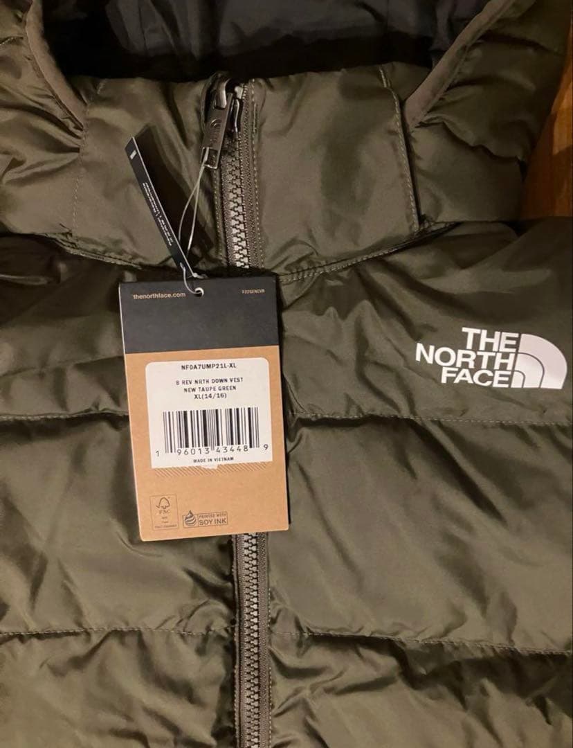 The North Face リバーシブルダウンベスト